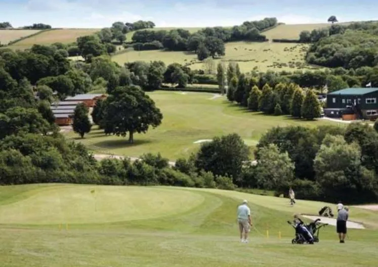 אקסטר Bishops Park Lodges At Fingle Glen Golf Club בריטניה
